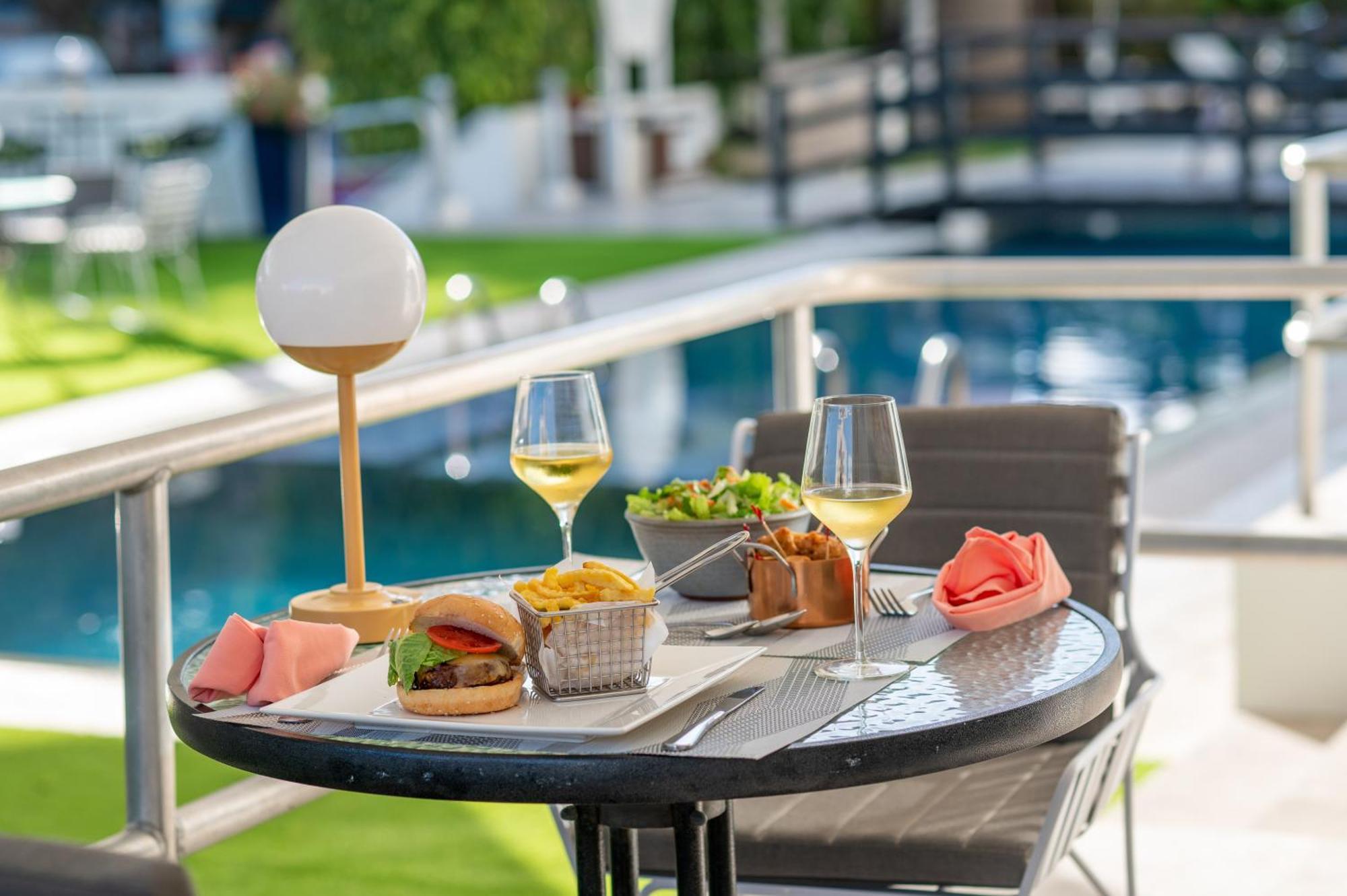 The Rockley By Ocean Hotels - Breakfast Included Bridgetown Exteriör bild